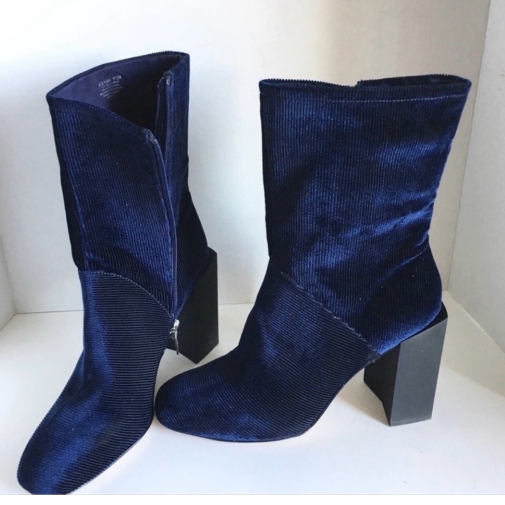H by Halston “Kandi” blue velvet corduroy mid calf boots size 6